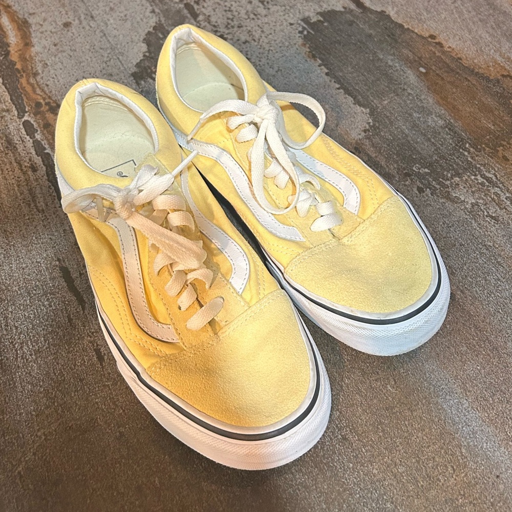 Vans Old Skool Yellow Sneakers Men’s 7 / Women’s 8.5 EUC EUC 🔥 Summer Ready